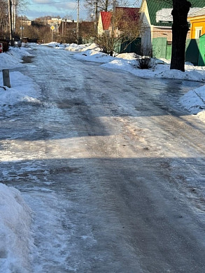 Ивановцы высказывают недовольство качеством противогололедной обработки тротуаров